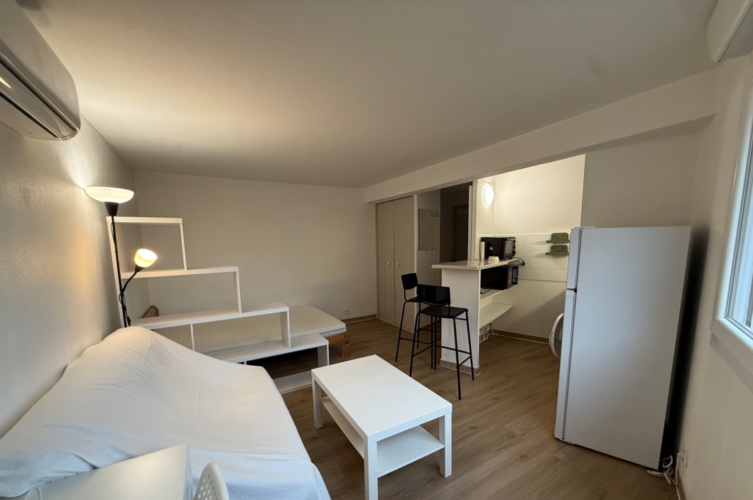 1 Chambre Chambres,Studio,Location,397