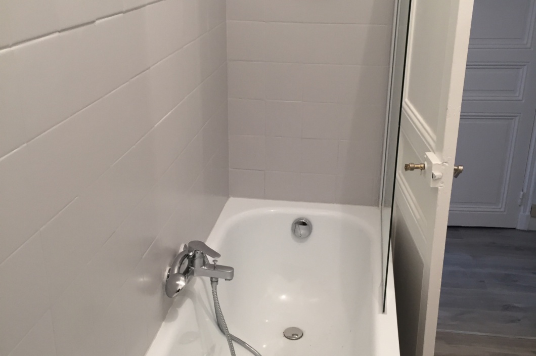 3 Chambres Chambres,1 Salle de bainsSalle de bain,Appartement,Location,403