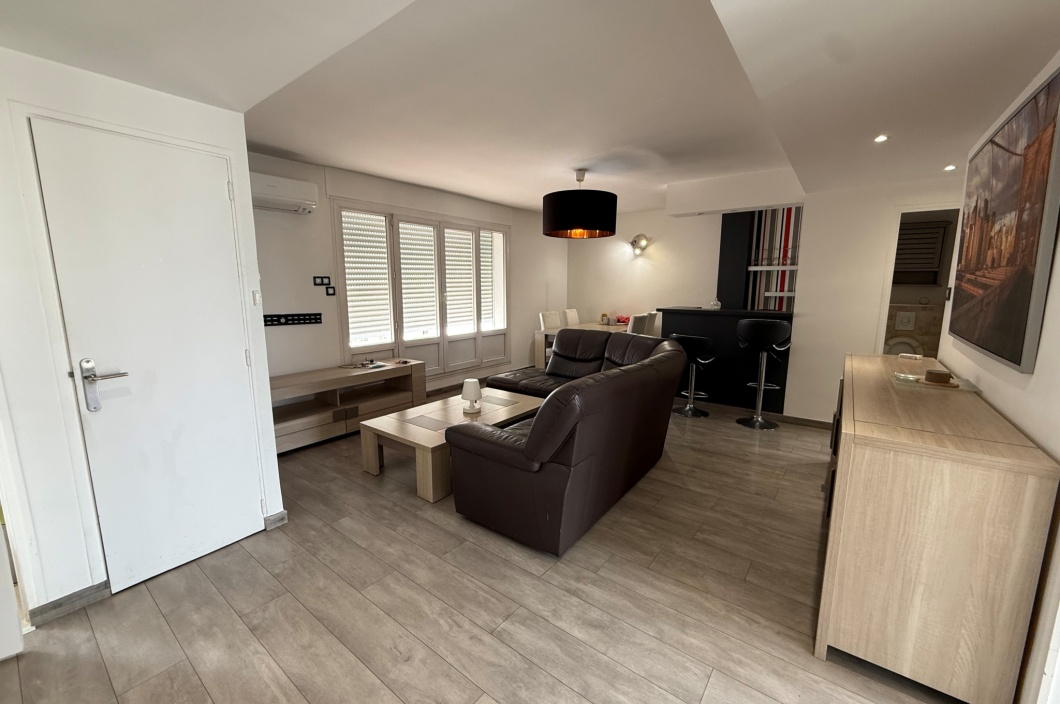 1 Chambre Chambres,Studio,Location,417