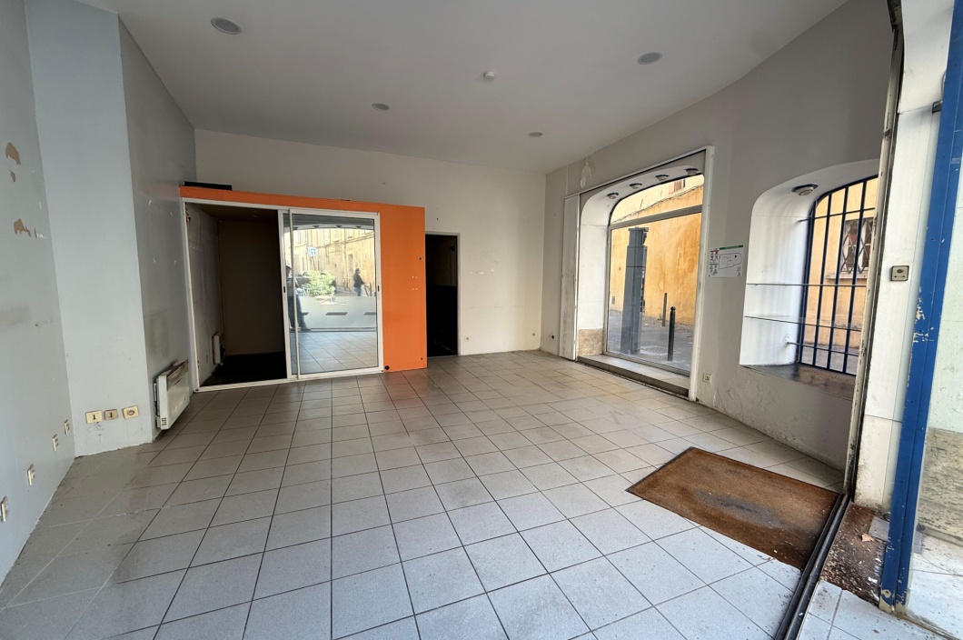 Local Commercial,Location,455