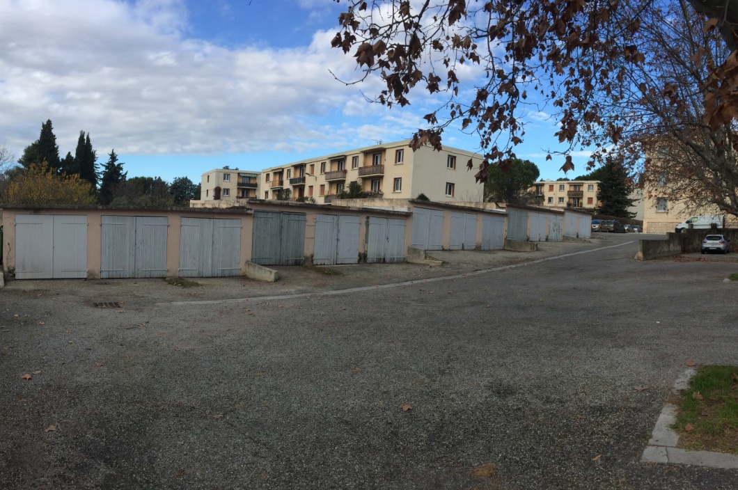 Garage,Location,469