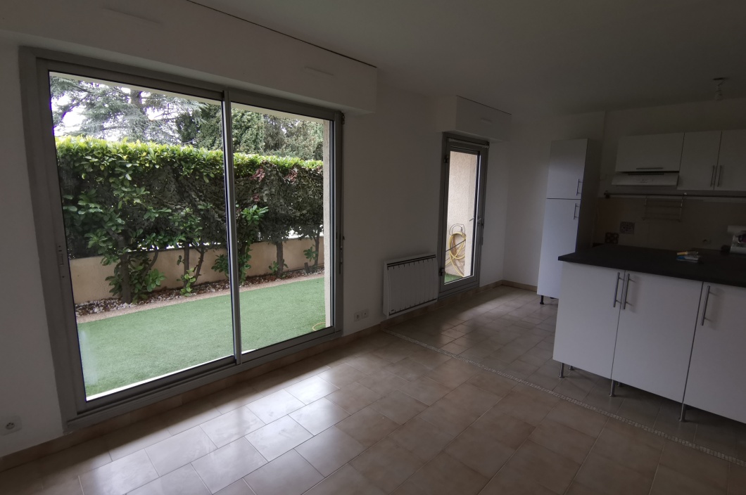 4 Chambres Chambres, 5 Chambres Chambres,1 Salle de bainsSalle de bain,Appartement,Location,471