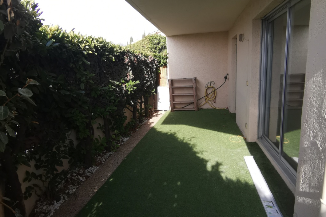 4 Chambres Chambres, 5 Chambres Chambres,1 Salle de bainsSalle de bain,Appartement,Location,471