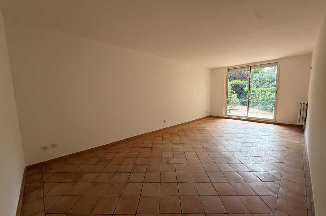 3 Chambres Chambres, 4 Chambres Chambres,1 Salle de bainsSalle de bain,Appartement,Location,479