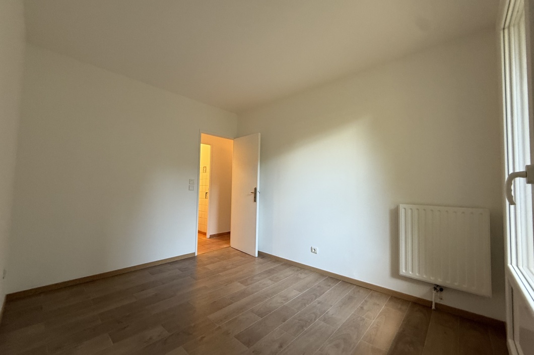3 Chambres Chambres, 4 Chambres Chambres,1 Salle de bainsSalle de bain,Appartement,Location,479