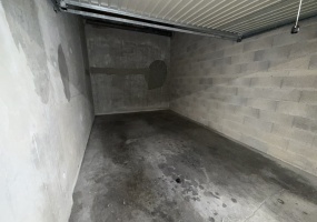 Garage,Location,484