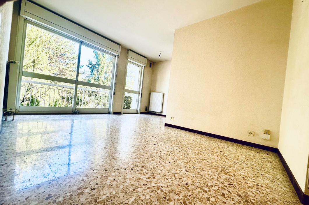 1 Chambre Chambres, 2 Chambres Chambres,1 Salle de bainsSalle de bain,Appartement,Location,492