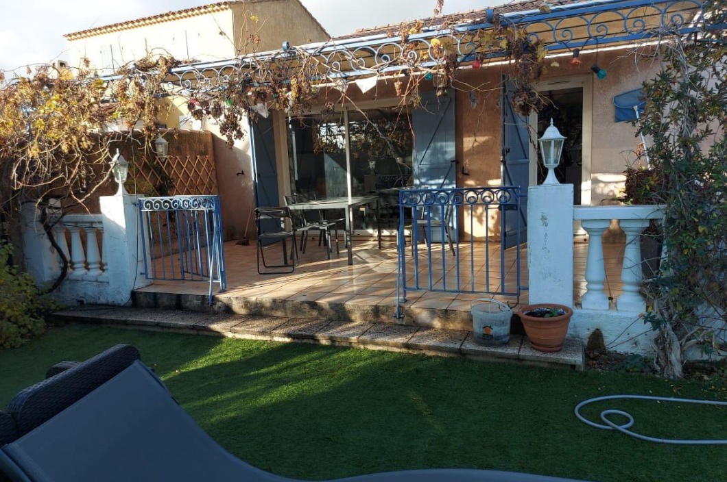 3 Chambres Chambres, 4 Chambres Chambres,1 Salle de bainsSalle de bain,Maison,Location,500