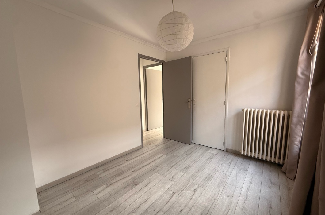 3 Chambres Chambres, 4 Chambres Chambres,Appartement,Location,522