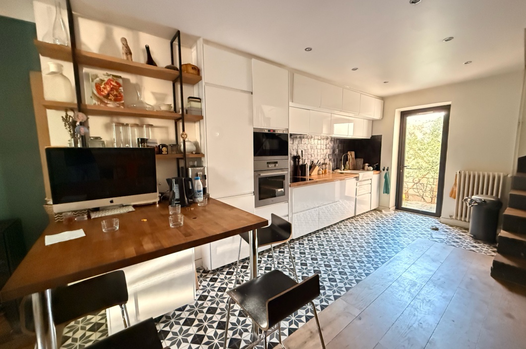 4 Chambres Chambres, 5 Chambres Chambres,2 Salle de bainSalle de bain,Maison,Vente,502