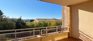 Pigonnet Aix Sud T3/4 superbe potentiel avec terrasses