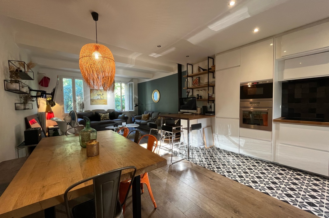 4 Chambres Chambres, 5 Chambres Chambres,2 Salle de bainSalle de bain,Maison,Vente,502