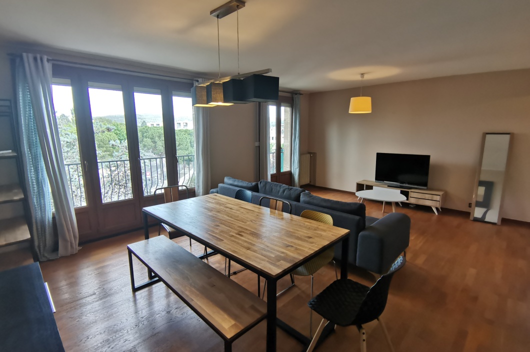 3 Chambres Chambres, 4 Chambres Chambres,Appartement,Location,545