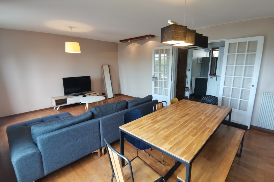 3 Chambres Chambres, 4 Chambres Chambres,Appartement,Location,545