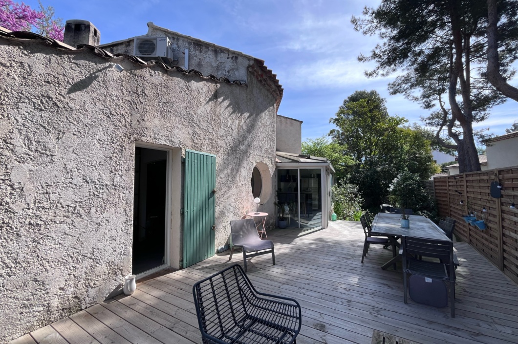 5 Chambres Chambres, 7 Chambres Chambres,1 Salle de bainsSalle de bain,Maison,Vente,561