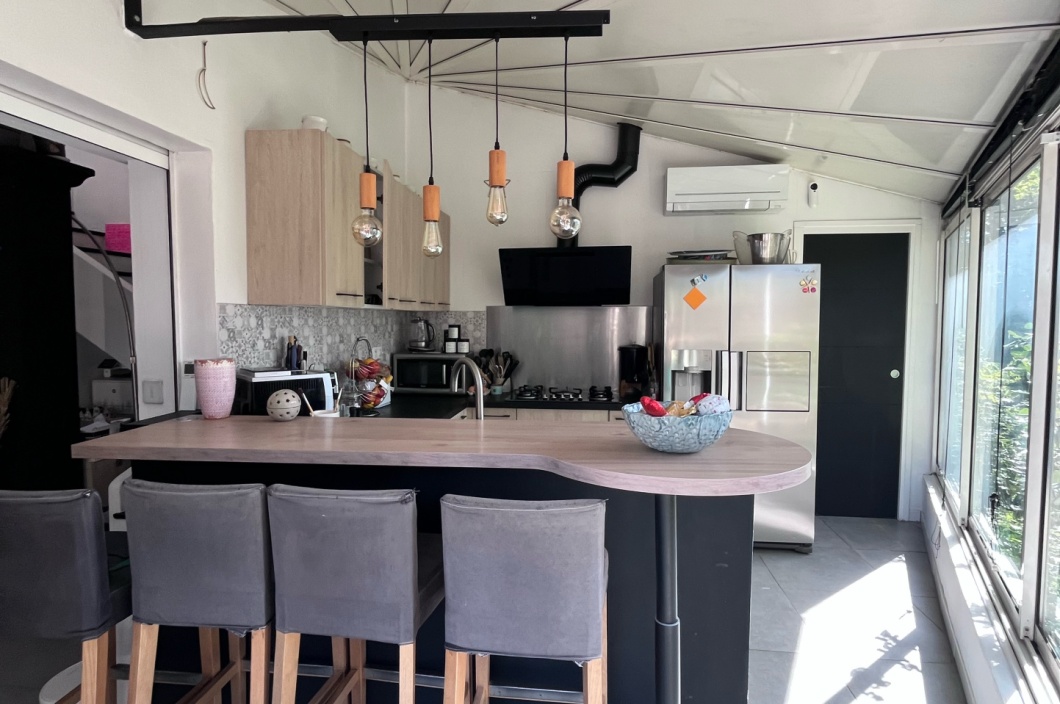 5 Chambres Chambres, 7 Chambres Chambres,1 Salle de bainsSalle de bain,Maison,Vente,561