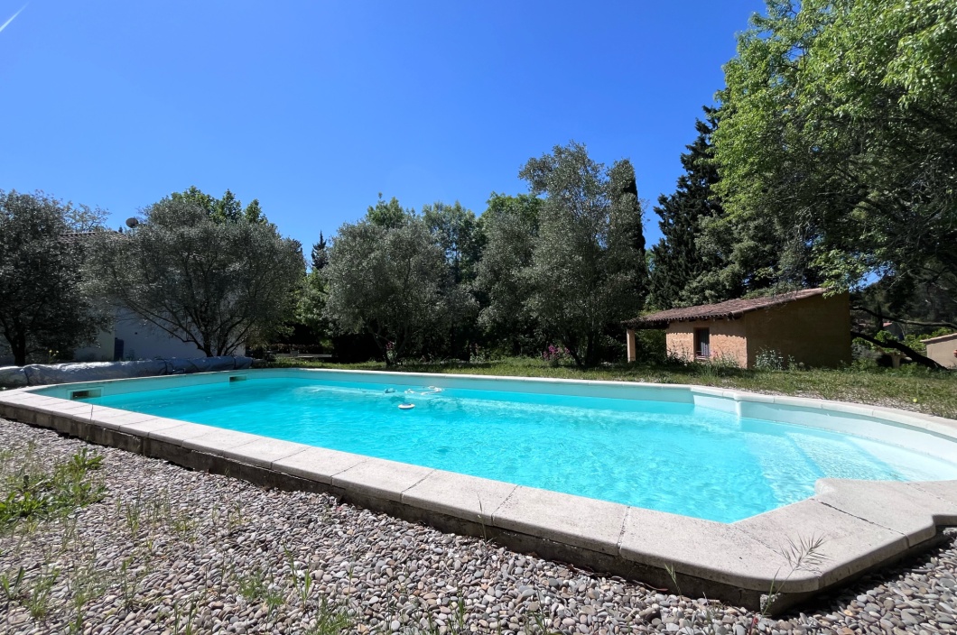 5 Chambres Chambres, 6 Chambres Chambres,1 Salle de bainsSalle de bain,Maison,Vente,564
