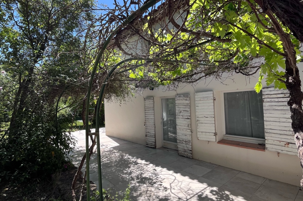 5 Chambres Chambres, 6 Chambres Chambres,1 Salle de bainsSalle de bain,Maison,Vente,564