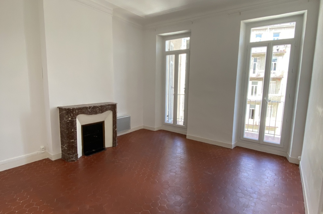 1 Chambre Chambres, 3 Chambres Chambres,1 Salle de bainsSalle de bain,Appartement,Vente,302