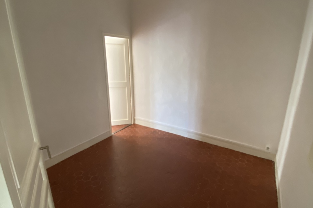 1 Chambre Chambres, 3 Chambres Chambres,1 Salle de bainsSalle de bain,Appartement,Vente,302