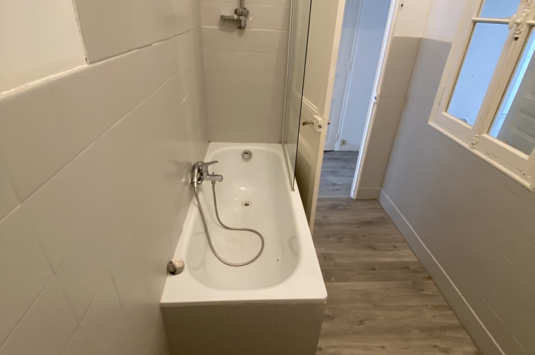 1 Chambre Chambres, 3 Chambres Chambres,1 Salle de bainsSalle de bain,Appartement,Vente,302