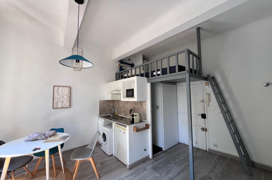 1 Chambre Chambres, 1 Chambre Chambres,Appartement,Vente,584