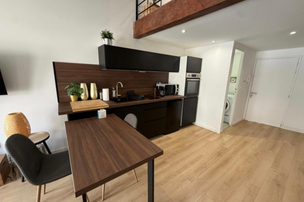 1 Chambre Chambres, 2 Chambres Chambres,1 Salle de bainsSalle de bain,Appartement,Vente,530