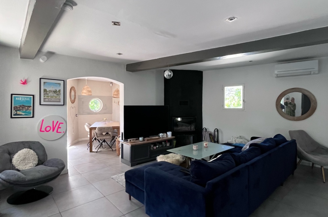 5 Chambres Chambres, 7 Chambres Chambres,1 Salle de bainsSalle de bain,Maison,Vente,561