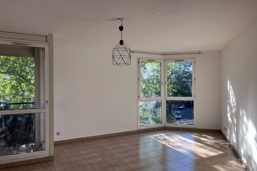 1 Chambre Chambres, 2 Chambre Chambres,Appartement,Vente,0,576
