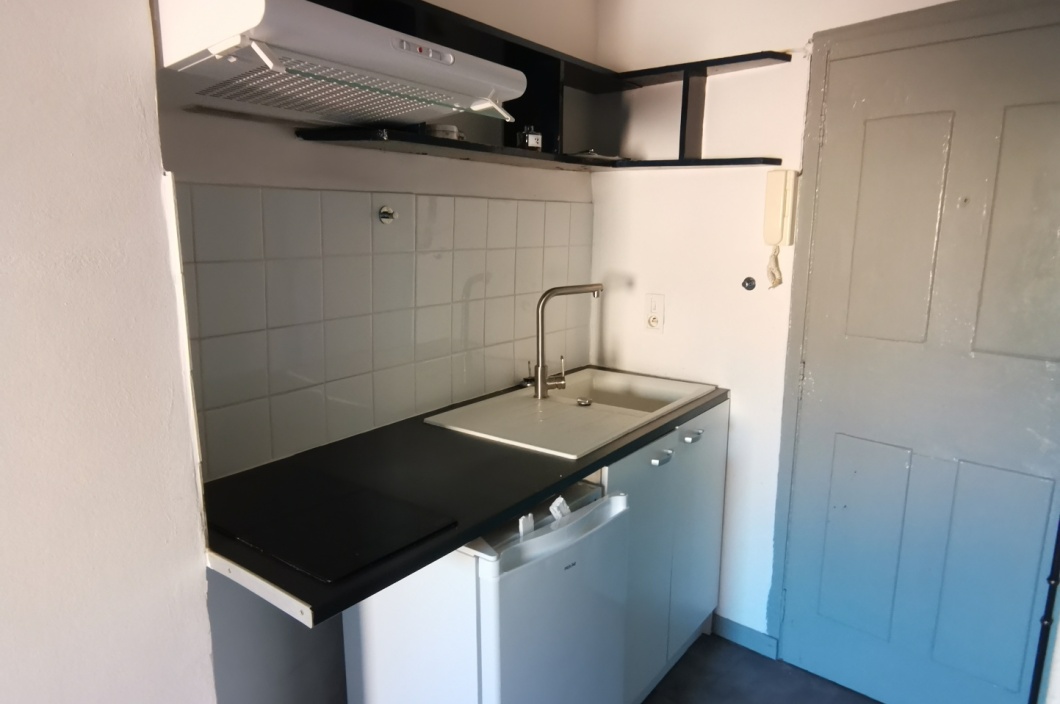 0 , 1 Chambre Chambres,Studio,Localisation,0,577