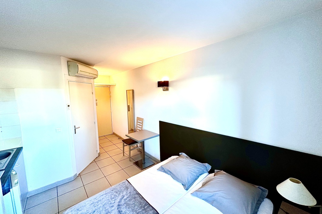 0 , 1 Chambre Chambres,Appartement,Vente,0,91