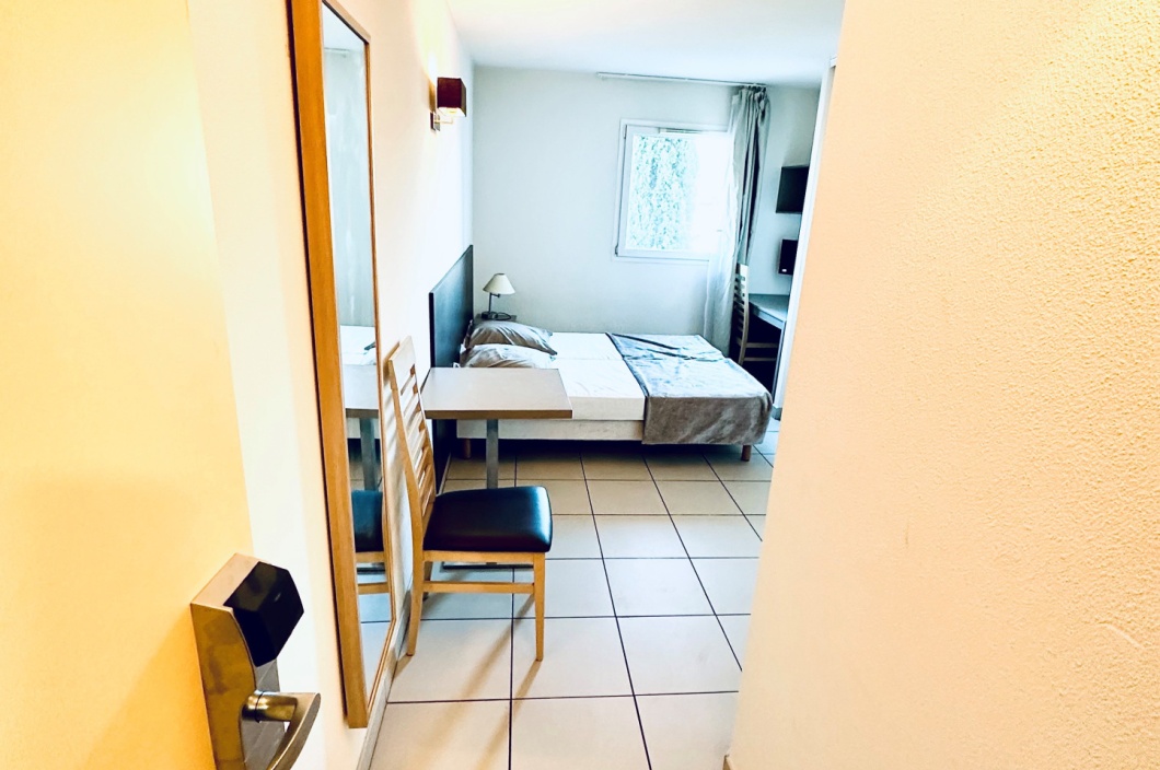 0 , 1 Chambre Chambres,Appartement,Vente,0,91