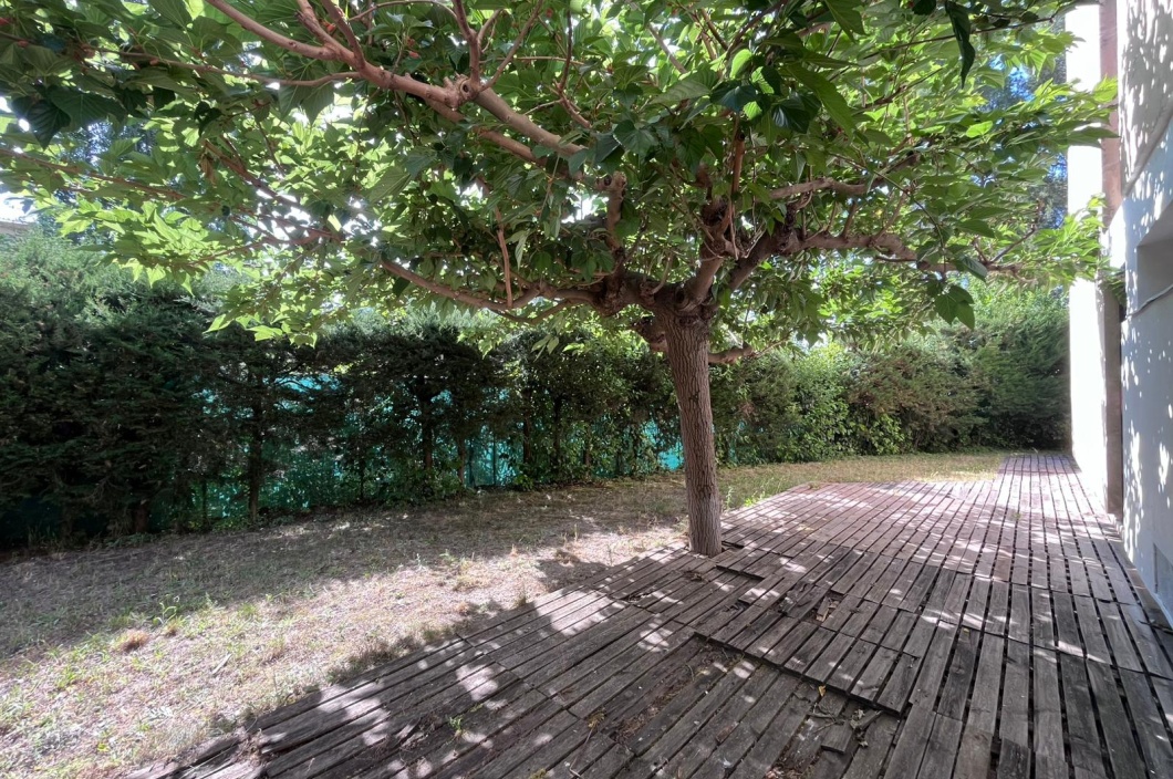 2 Chambre Chambres, 3 Chambre Chambres,1 Salle de bainsSalle de bain,Rez De Jardin,Vente,0,581