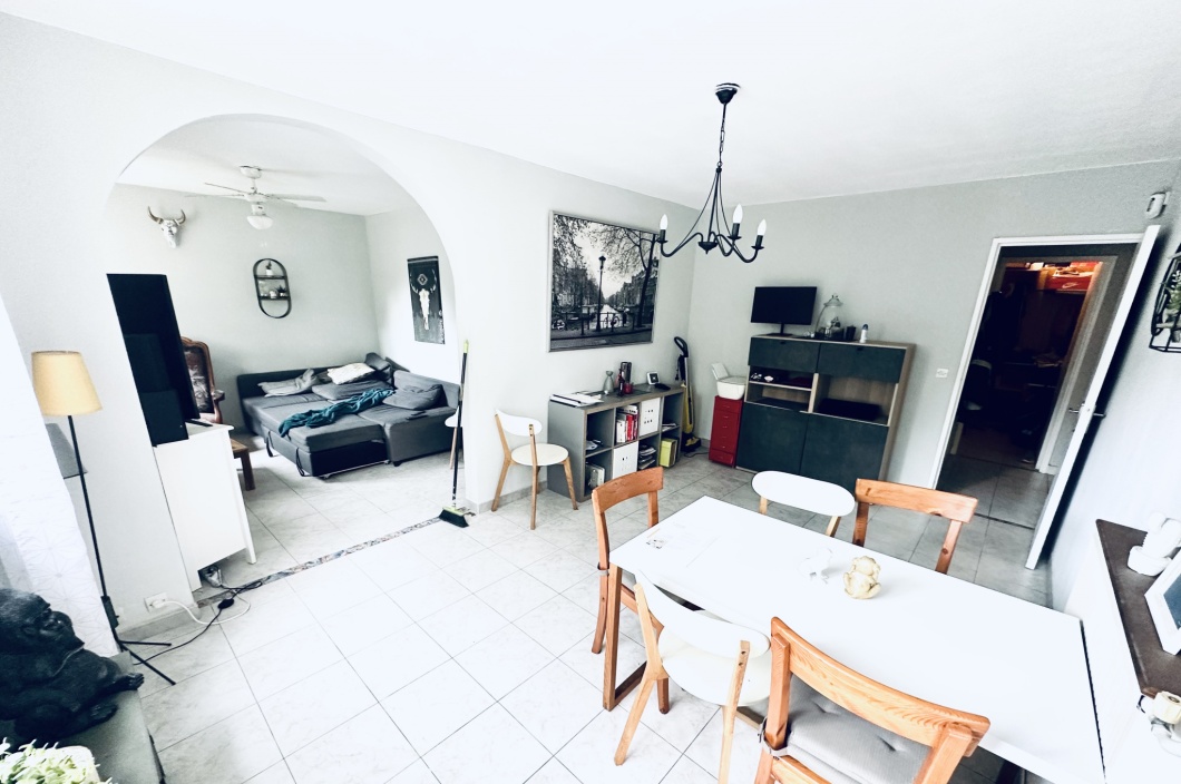 1 Chambre Chambres, 2 Chambres Chambres,1 Salle de bainsSalle de bain,Appartement,Vente,351